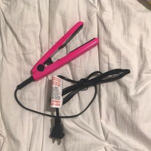 Mini straightener